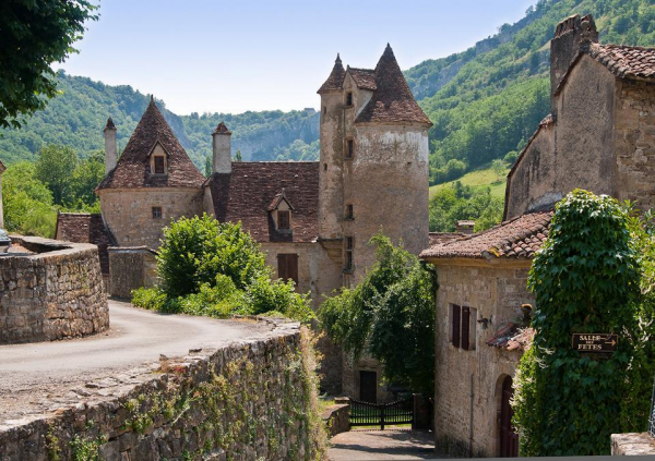 15 самых красивых деревень Европы 15 самых красивых деревень Европы