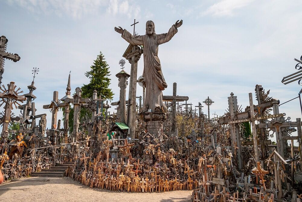 Гора Крестов (Kryžių kalnas) в Литве &mdash; где находится, история, сколько крестов, как добраться и что посмотреть
